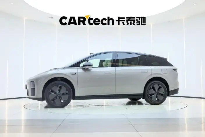 Li Auto i6 2025 Model 2WD Standard Edition – фото 4
