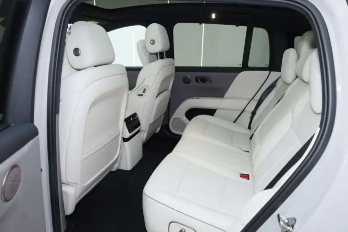 Li Auto i6 2025 Model 2WD Standard Edition – фото 24