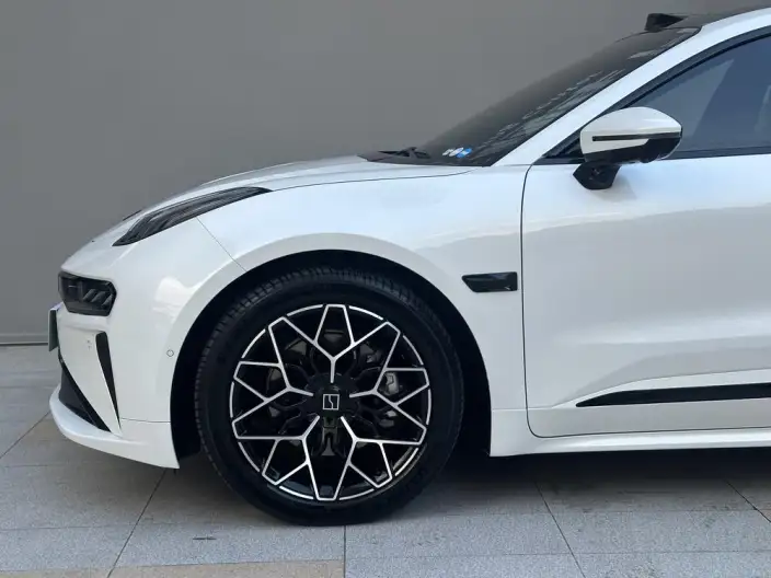 ZEEKR 001 2025 Model WE Edition 95kWh 4WD – фото 5