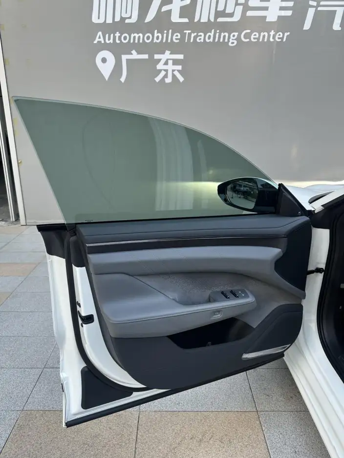 ZEEKR 001 2025 Model WE Edition 95kWh 4WD – фото 14
