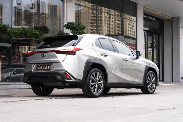 Lexus UX 2020 Model Facelift 200 F SPORT Edition China VI – фото 5