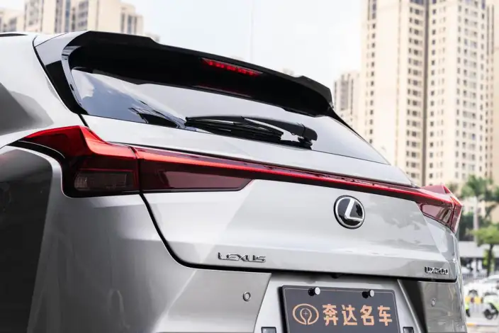 Lexus UX 2020 Model Facelift 200 F SPORT Edition China VI – фото 6