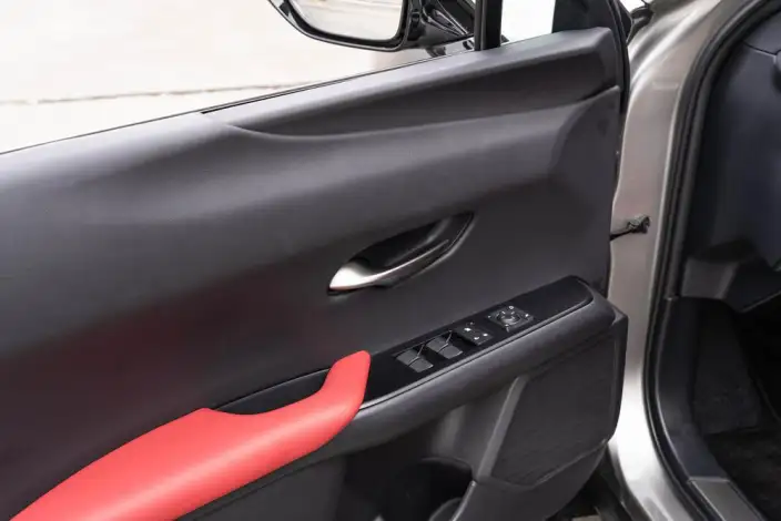 Lexus UX 2020 Model Facelift 200 F SPORT Edition China VI – фото 14