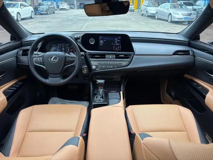 Lexus ES 2021 Model 200 Superior Edition – фото 7