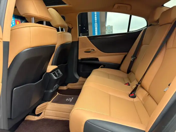 Lexus ES 2021 Model 200 Superior Edition – фото 20
