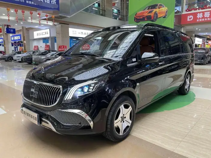 Viano 2023 Model 2.0T Elite Edition 7 seat – фото 1
