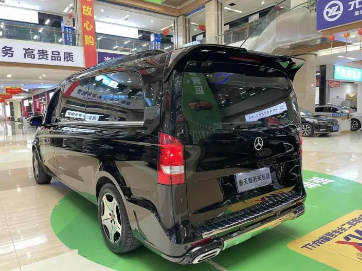 Viano 2023 Model 2.0T Elite Edition 7 seat – фото 5