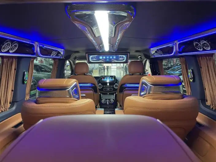 Viano 2023 Model 2.0T Elite Edition 7 seat – фото 10