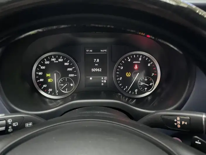 Viano 2023 Model 2.0T Elite Edition 7 seat – фото 14