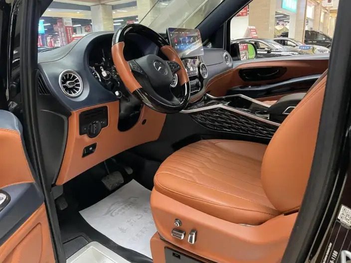 Viano 2023 Model 2.0T Elite Edition 7 seat – фото 15