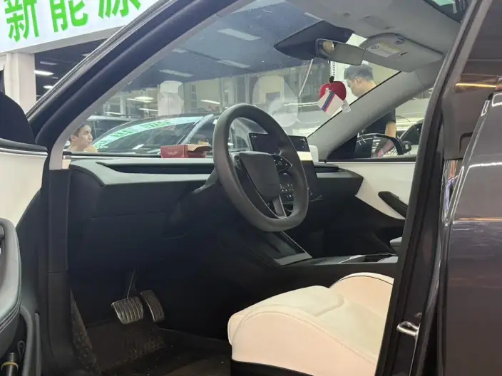 Model 3 2024 Model High performance All-wheel drive version – фото 11