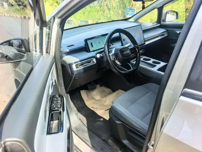 AION Y 2023 Model Plus 510 Lexiang Edition – фото 27
