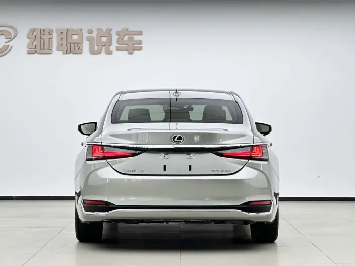 Lexus ES 2020 Model 260 Superior Edition China VI – фото 4