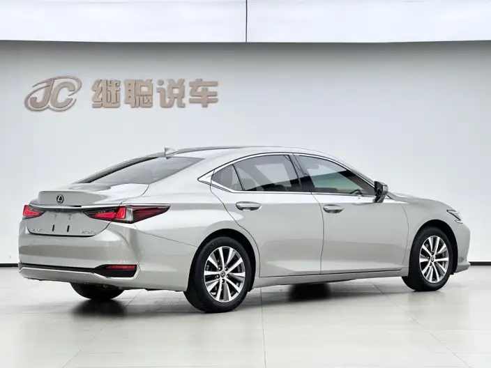 Lexus ES 2020 Model 260 Superior Edition China VI – фото 5