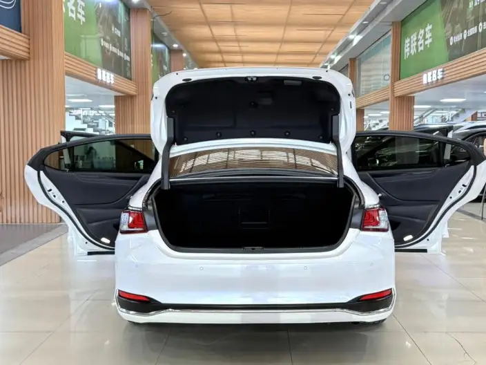 Lexus ES 2020 Model 200 Superior Edition China VI – фото 17