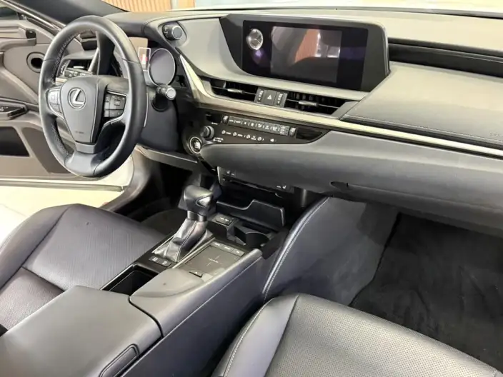 Lexus ES 2020 Model 200 Superior Edition China VI – фото 23