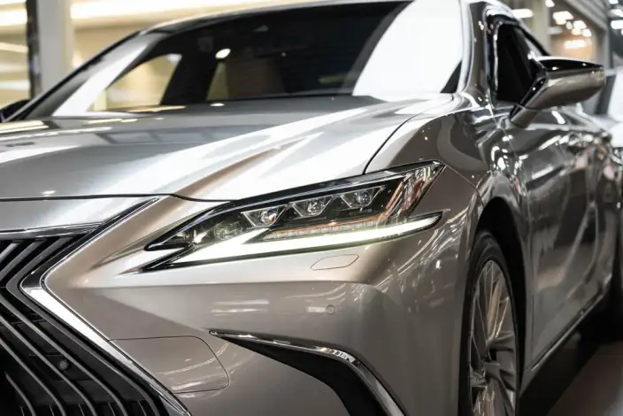 Lexus ES 2020 Model 300h Executive Edition China VI – фото 8
