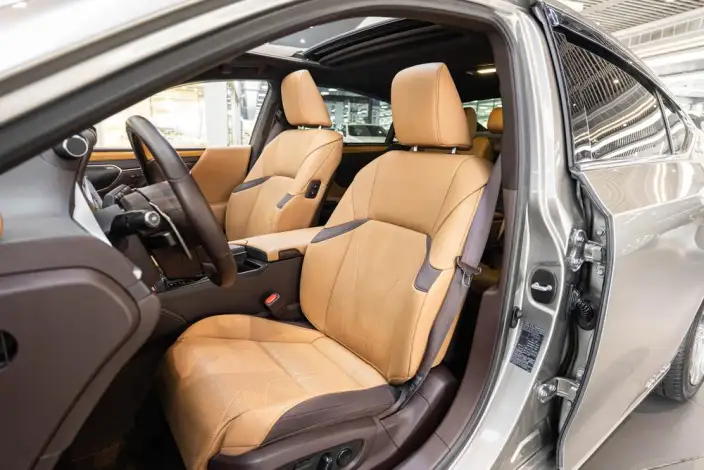 Lexus ES 2020 Model 300h Executive Edition China VI – фото 22
