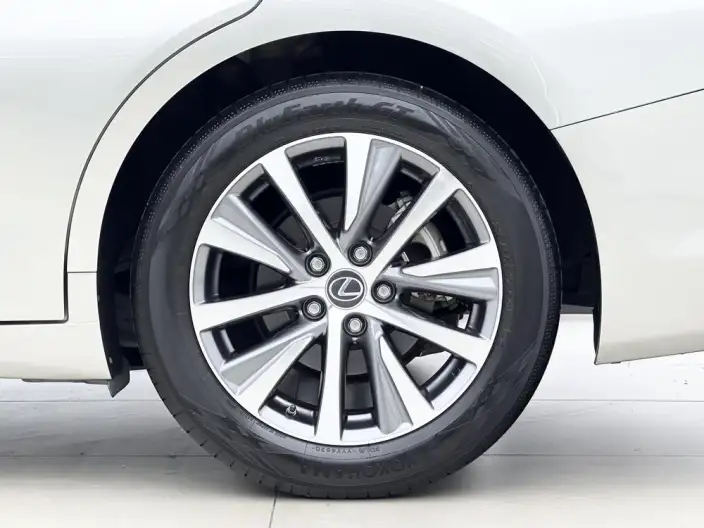 Lexus ES 2020 Model 200 Superior Edition China VI – фото 5
