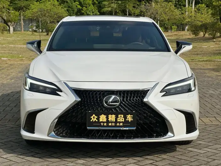 Lexus ES 2025 Model 200 Premium – фото 2