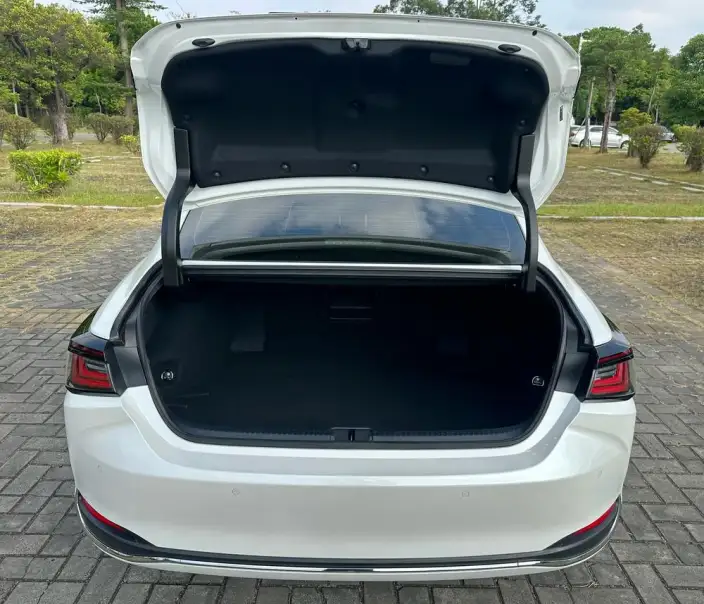 Lexus ES 2025 Model 200 Premium – фото 19