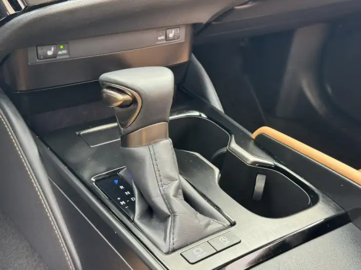 Lexus ES 2022 Model 200 Superior Edition – фото 11