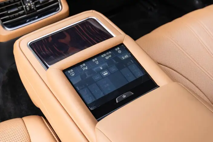 Lexus LS 2021 Model 500h Deluxe Edition – фото 15
