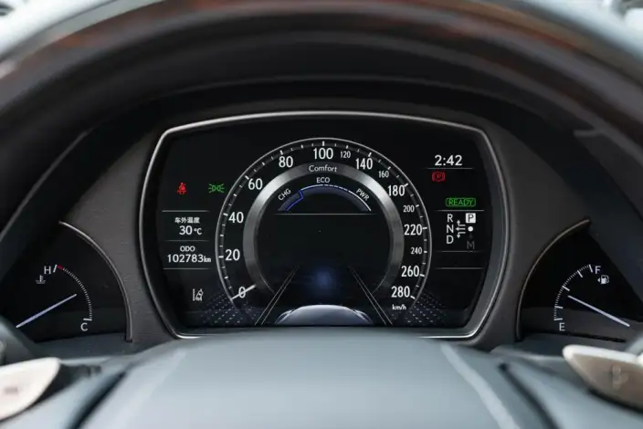 Lexus LS 2021 Model 500h Deluxe Edition – фото 17