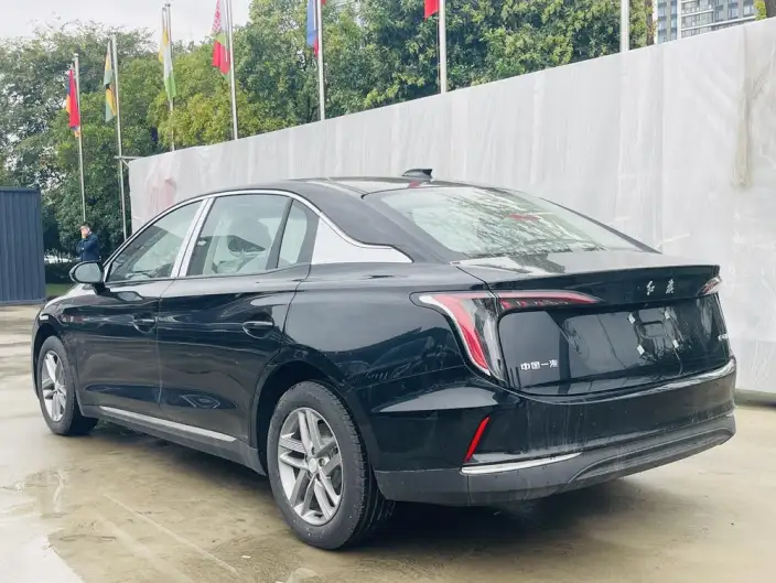 Hongqi E-QM5 2025 Model 500KM Travel Edition – фото 5