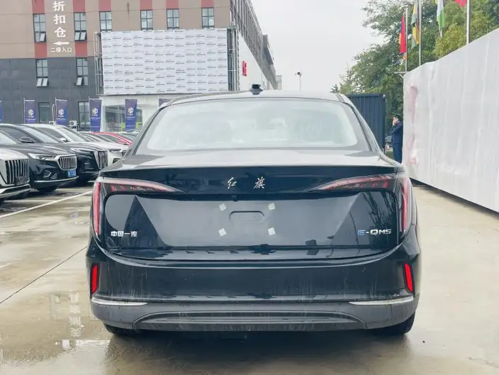 Hongqi E-QM5 2025 Model 500KM Travel Edition – фото 6