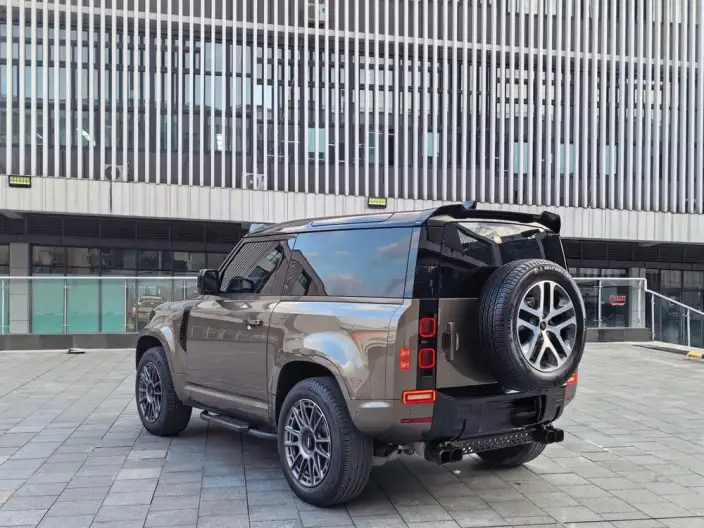 Land Rover Defender 2023 Model Facelift 90 3.0T P400 XS