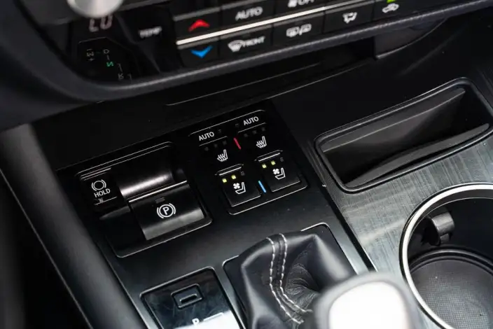 Lexus RX 2020 Model 300 4WD Elegant Edition China VI – фото 12