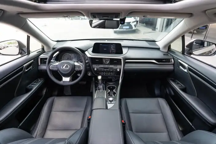 Lexus RX 2020 Model 300 4WD Elegant Edition China VI – фото 16
