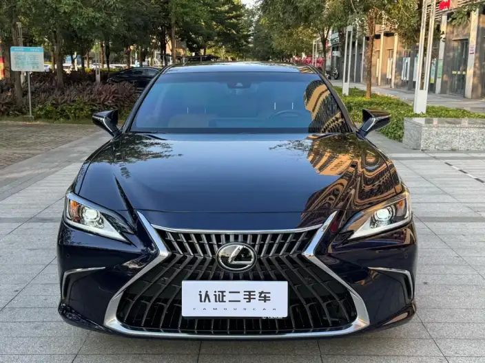 Lexus ES 2022 Model 200 Superior Edition – фото 2
