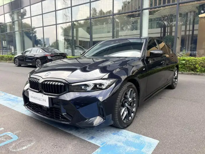 BMW 3 Series 2026 Model 330Li M Sports Night Set – фото 1