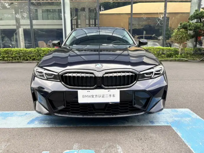 BMW 3 Series 2026 Model 330Li M Sports Night Set – фото 2