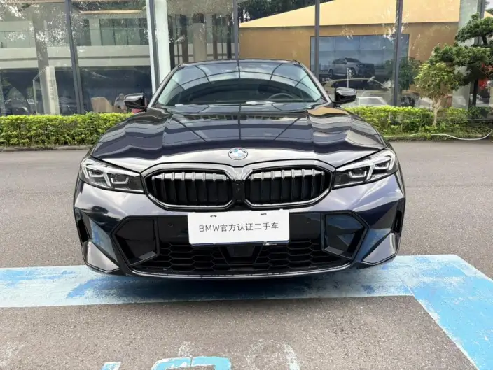 BMW 3 Series 2026 Model 330Li M Sports Night Set – фото 14