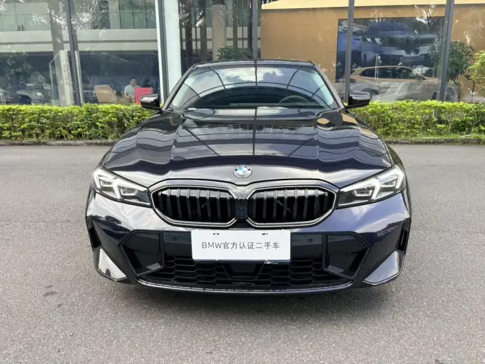 BMW 3 Series 2026 Model 330Li M Sports Night Set – фото 15
