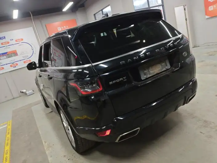 Range Rover Sport 2020 Model 3.0 L6 HSE DYNAMIC – фото 3