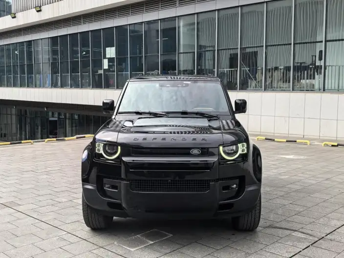 Land Rover Defender 2024 Model 90 3.0T P400 HSE