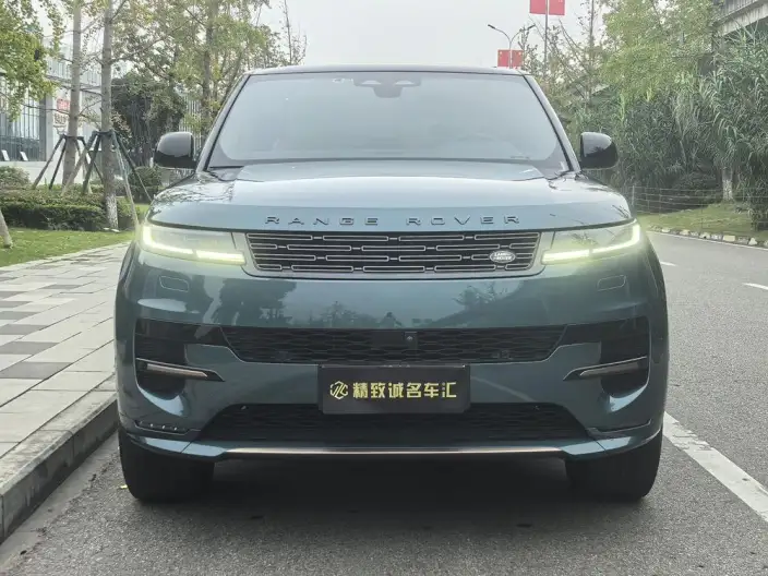 Range Rover Sport 2023 Model 3.0 L6 DYNAMIC SE – фото 2