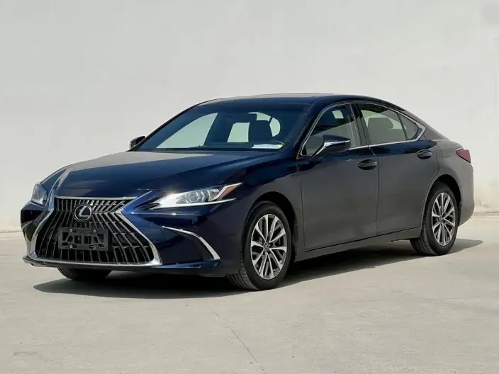 Lexus ES 2021 Model 200 Superior Edition – фото 1