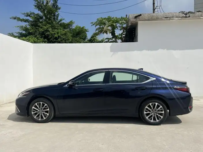 Lexus ES 2021 Model 200 Superior Edition – фото 3