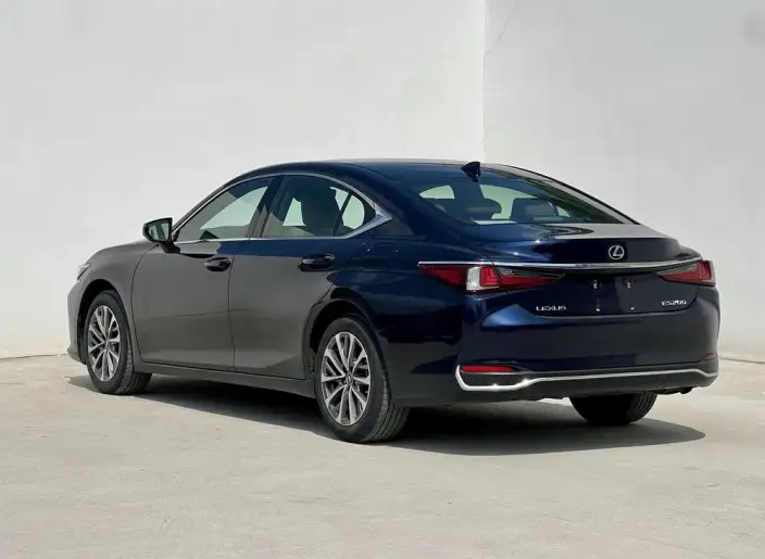 Lexus ES 2021 Model 200 Superior Edition – фото 4