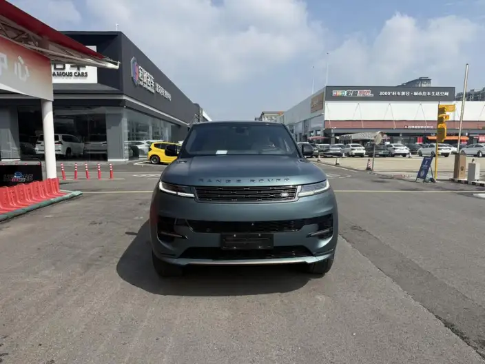 Range Rover Sport 2023 Model 3.0 L6 DYNAMIC SE – фото 2