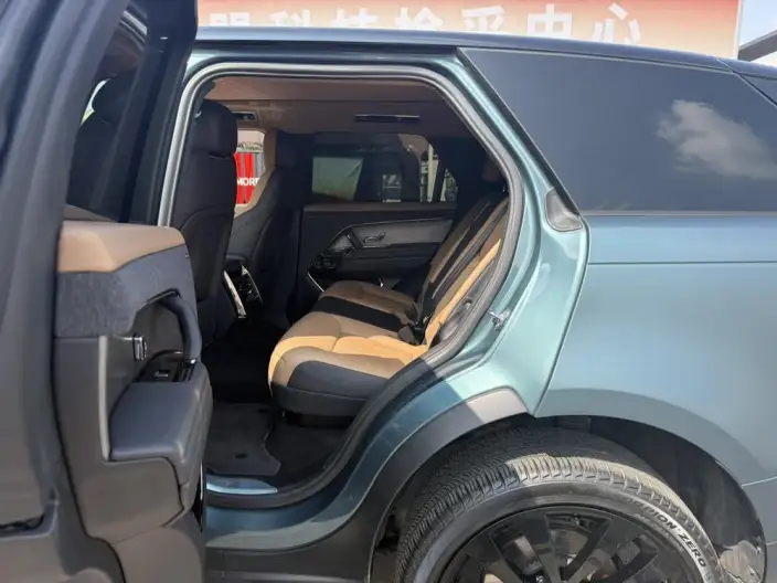 Range Rover Sport 2023 Model 3.0 L6 DYNAMIC SE – фото 16