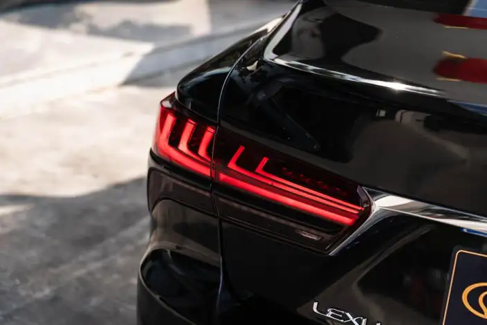 Lexus LS 2021 Model 500h Deluxe Edition – фото 7