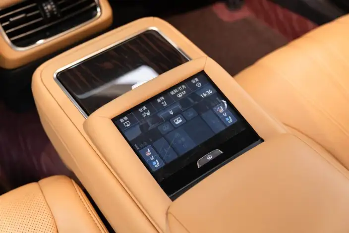 Lexus LS 2021 Model 500h Deluxe Edition – фото 8