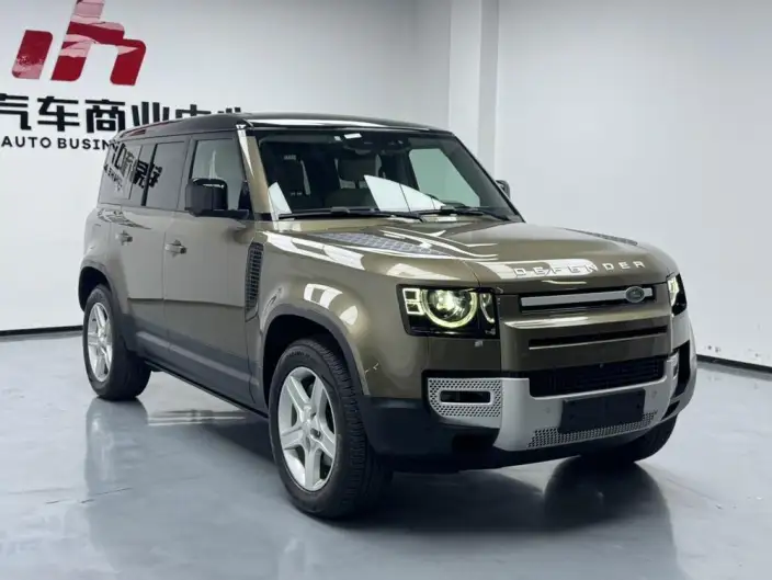 Land Rover Defender 2020 Model 110 P400 HSE – фото 3