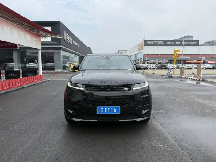 Range Rover Sport 2025 Model 400PS DYNAMIC HSE – фото 2